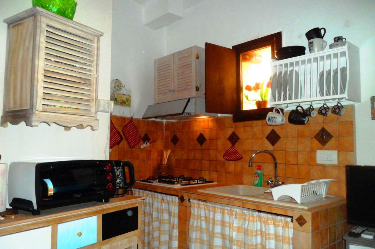 La Casa Di Maya Сассари Экстерьер фото